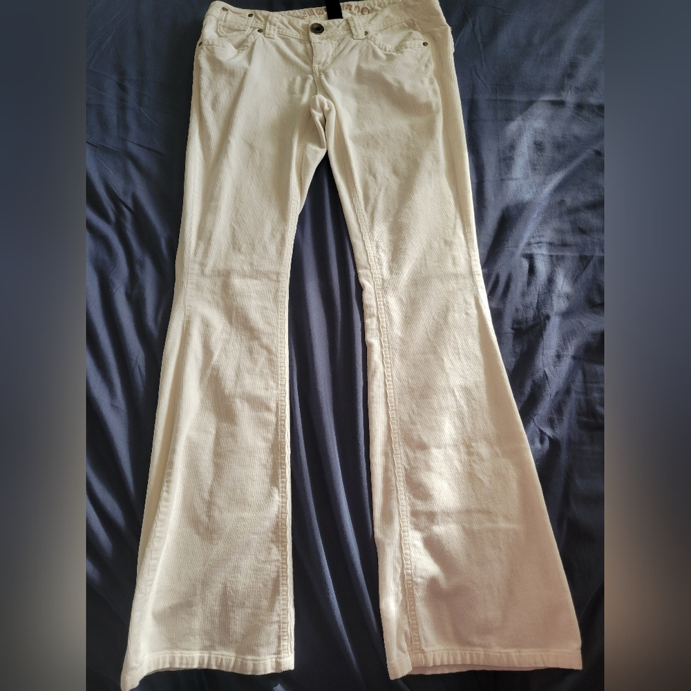 Ellemenno white jeans size 3 wide leg fine cordurory hippy pants